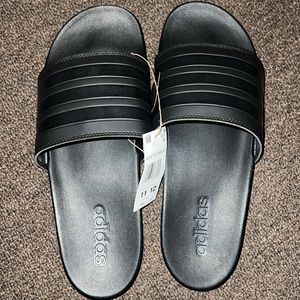 💥FINAL PRICE 💥Mens/womens adidas slides